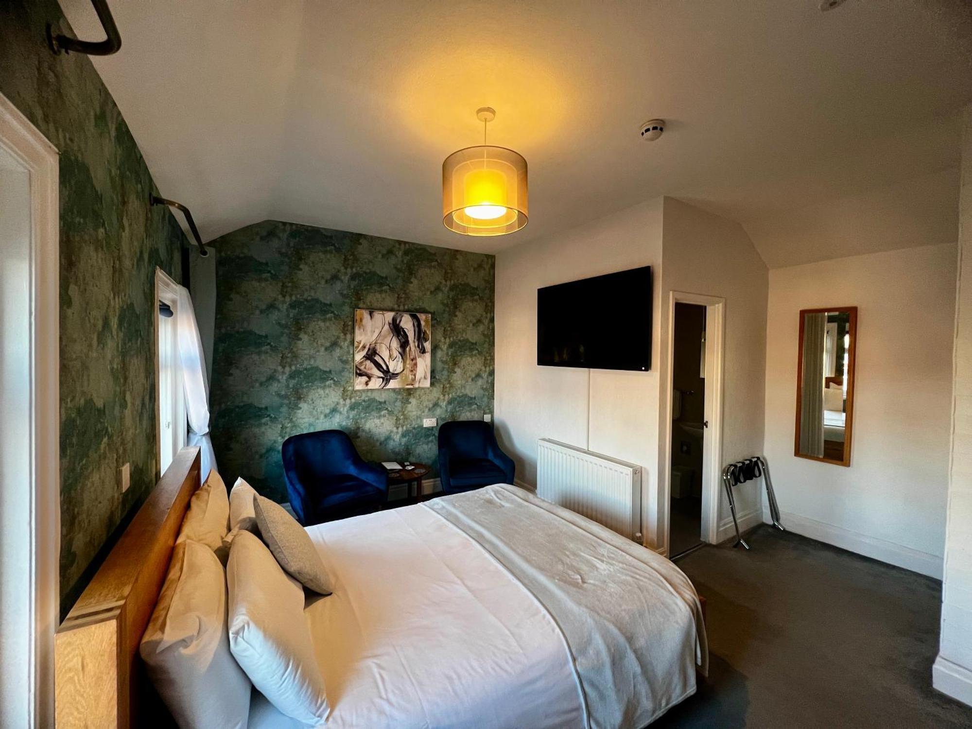 The Fossil Tree Hotel 4*